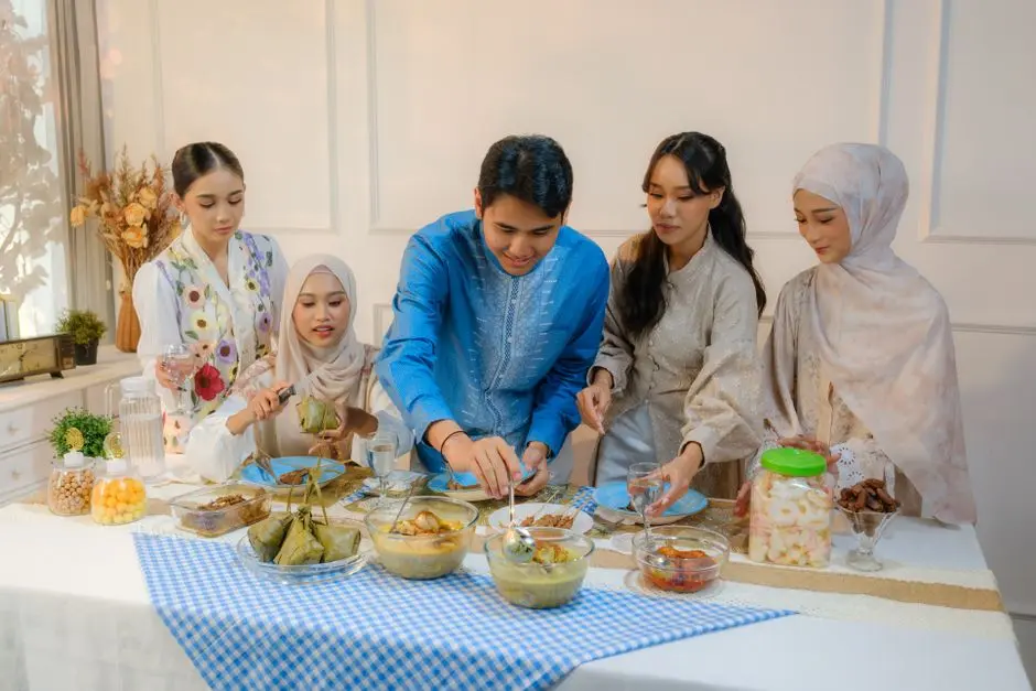Resep Ayam Goreng Bumbu Kuning, Andalan Makan Keluarga di Kabjembara